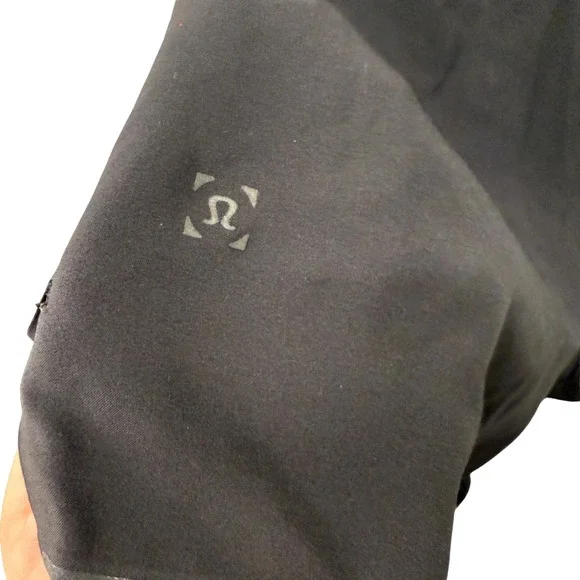 Lululemon Tracker Shorts Womens Medium Black Lined Running Athletic Gym - Picture 9 of 10